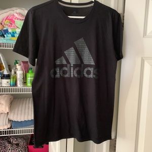 Black adidas t shirt